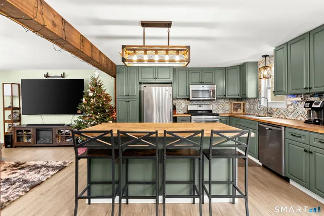 $315,000 | 25 Lead Mine Road, Ashford, CT 06278