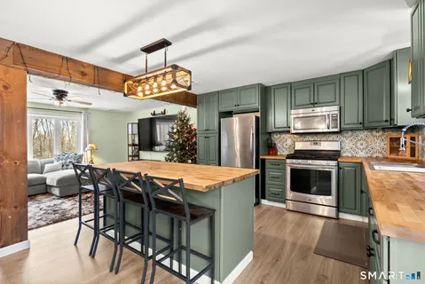 $315,000 | 25 Lead Mine Road, Ashford, CT 06278