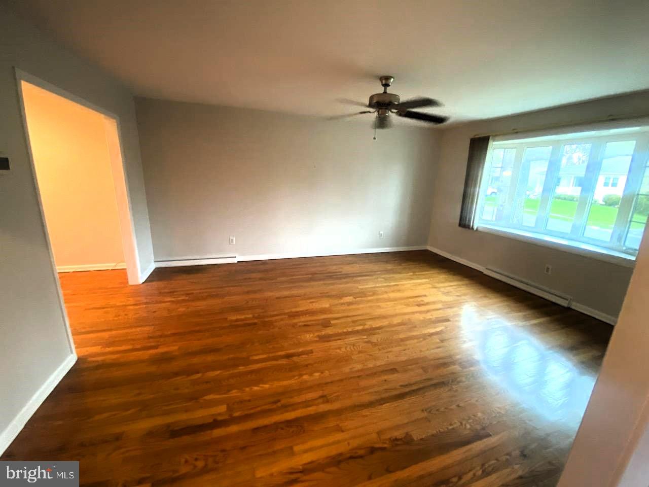 25 Hillcroft Road Newark, DE 19711 - Photo 2 of 17 Gallery Image 2