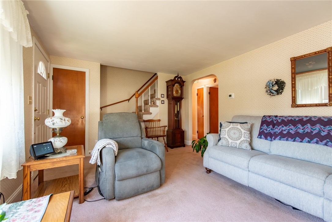 23 Scotland Road Cranston, RI 02920 - Photo 12 of 34 Gallery Image 12