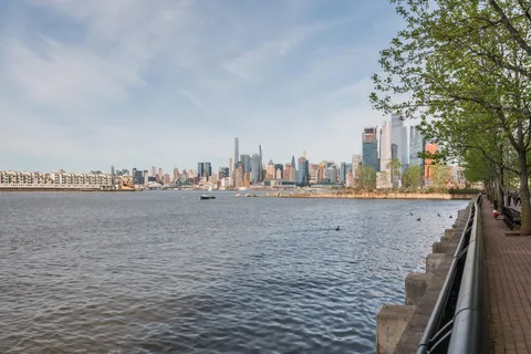 $6,400 | 1500 Washington Street, Unit 8I, Hoboken, NJ 07030