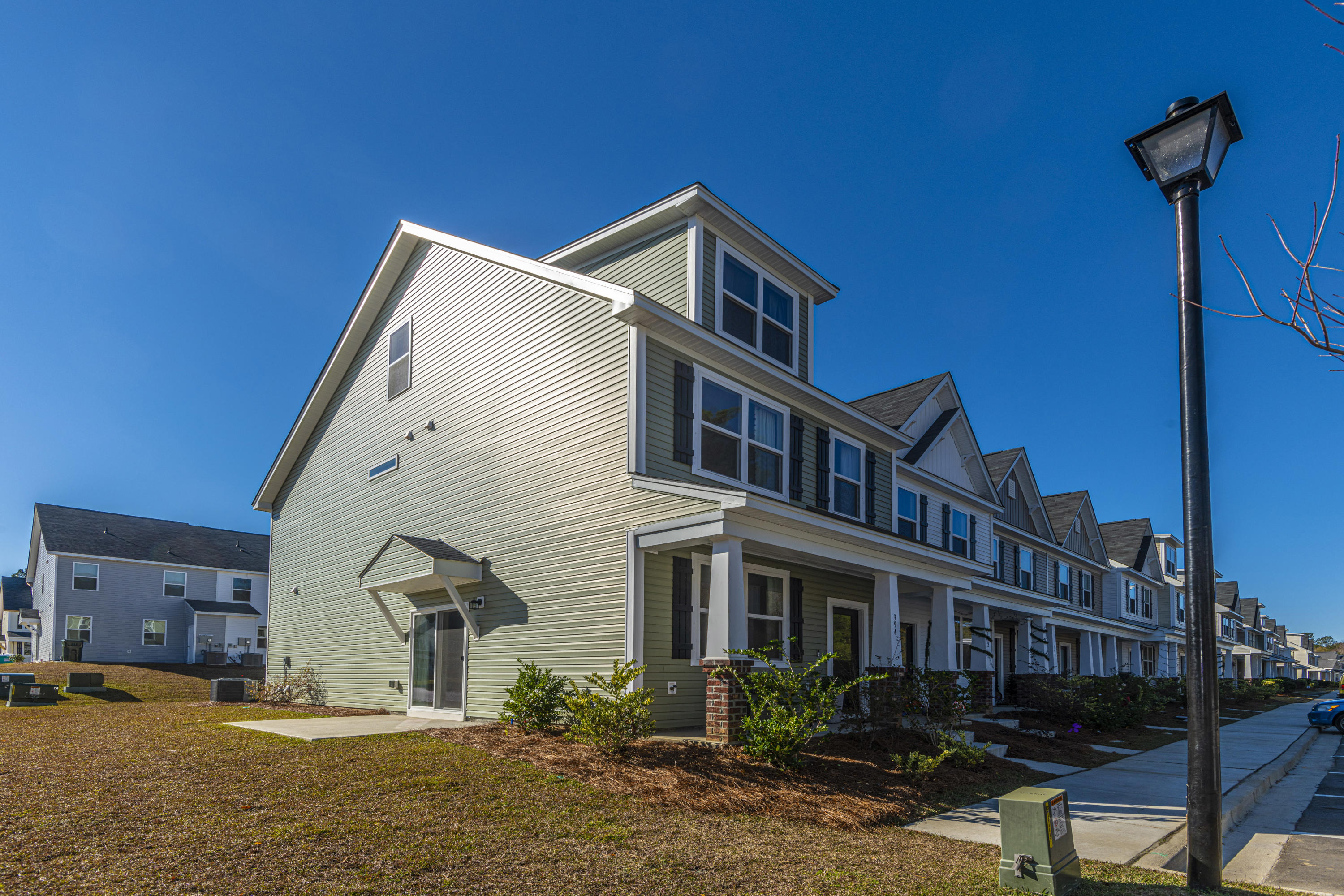 394 Flyway Road, Unit 55 Goose Creek, SC 29445 - Photo 3 of 37 DSC_4086
