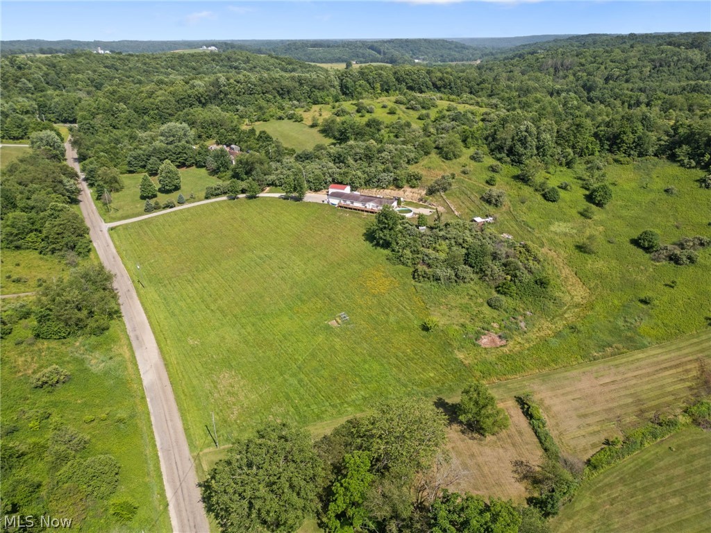 7022 Bluebird Road Northwest East Canton, OH 44730 - Photo 35 of 40