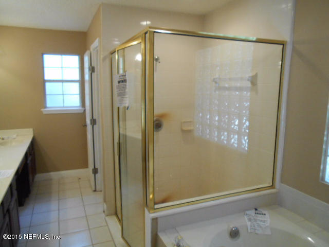 8426 Newton Road Jacksonville, FL 32216 - Photo 11 of 21 Master bath