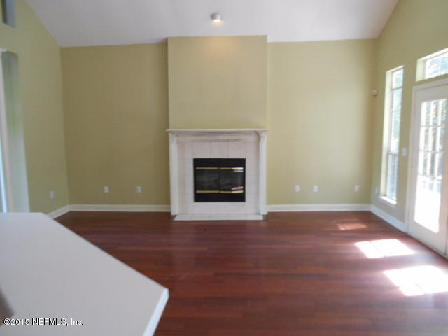 8426 Newton Road Jacksonville, FL 32216 - Photo 3 of 21 Fireplace