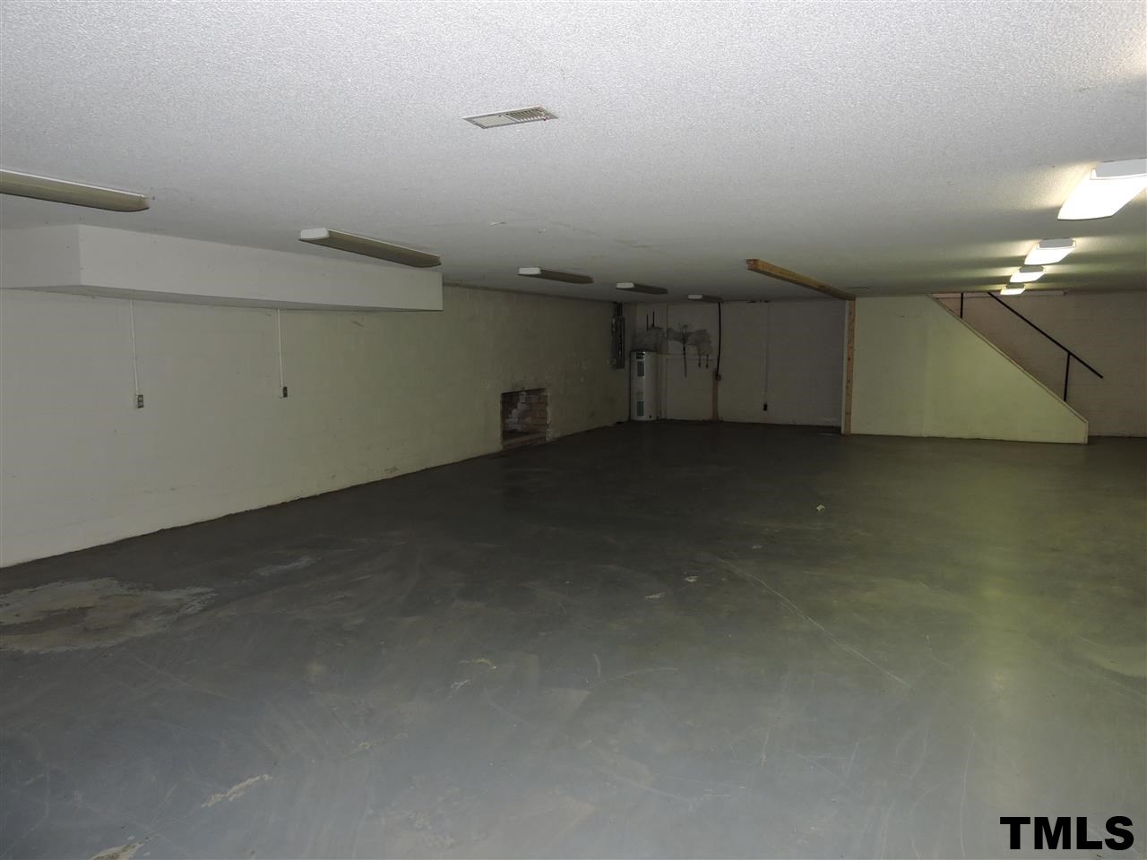 5119 Green Riley Road Rougemont, NC 27572 - Photo 12 of 25 an empty room with a empty space