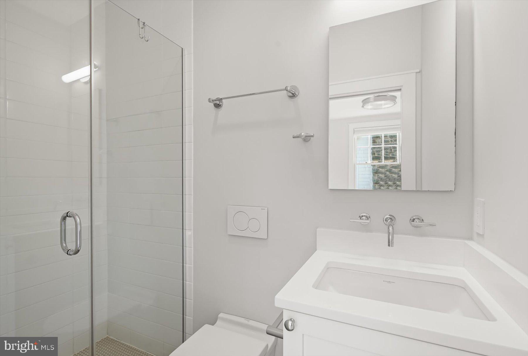 3507 Woodley Road Northwest Washington, DC 20016 - Photo 25 of 37