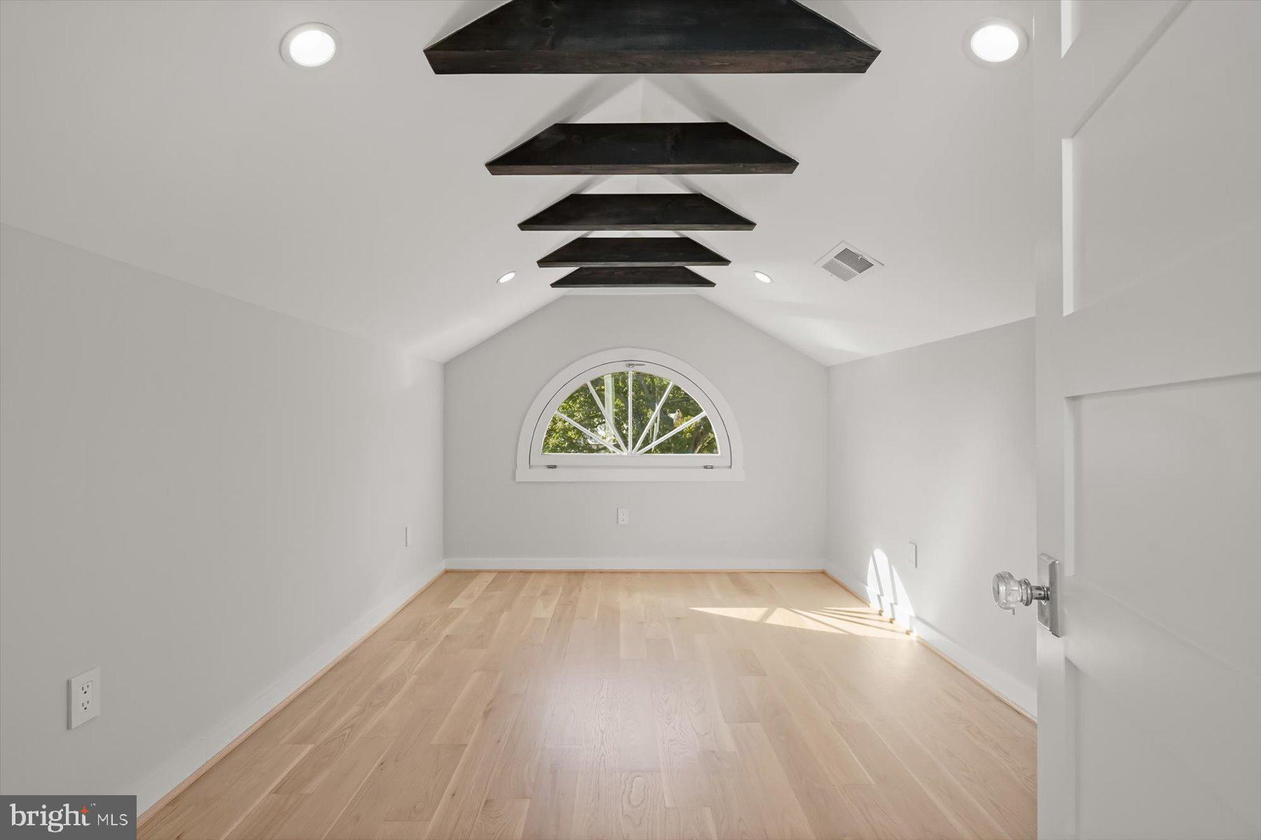 3507 Woodley Road Northwest Washington, DC 20016 - Photo 26 of 37