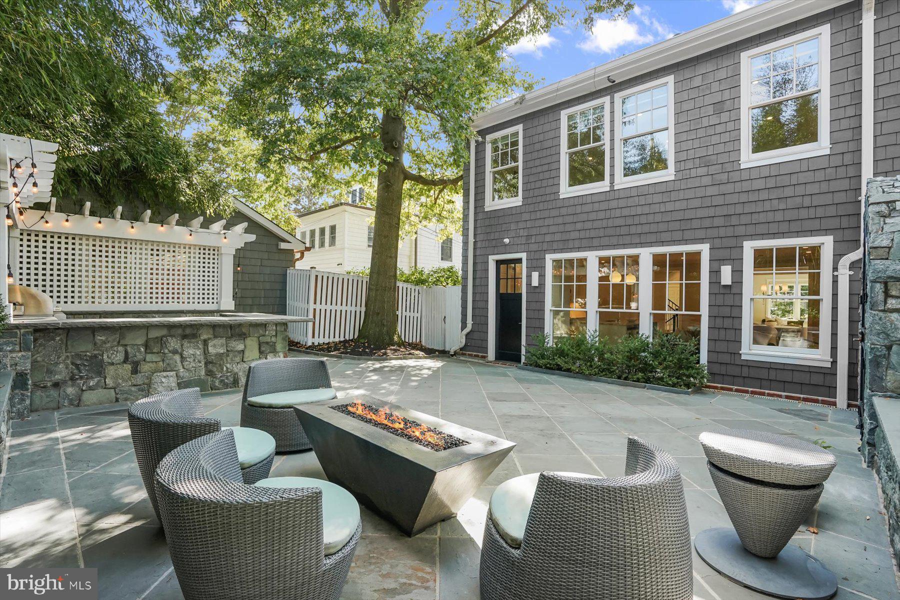 3507 Woodley Road Northwest Washington, DC 20016 - Photo 33 of 35