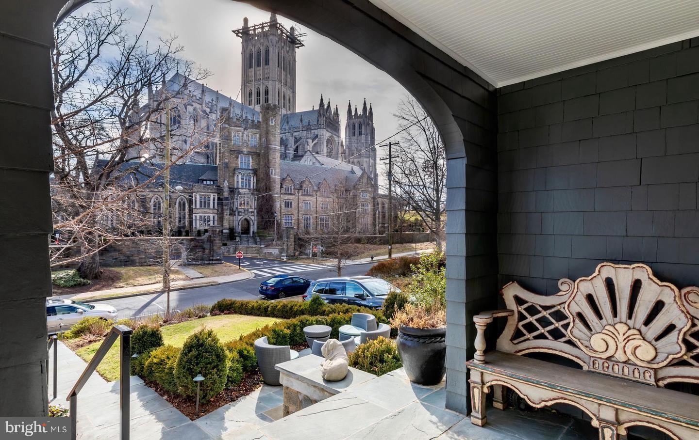 3507 Woodley Road Northwest Washington, DC 20016 - Photo 5 of 35