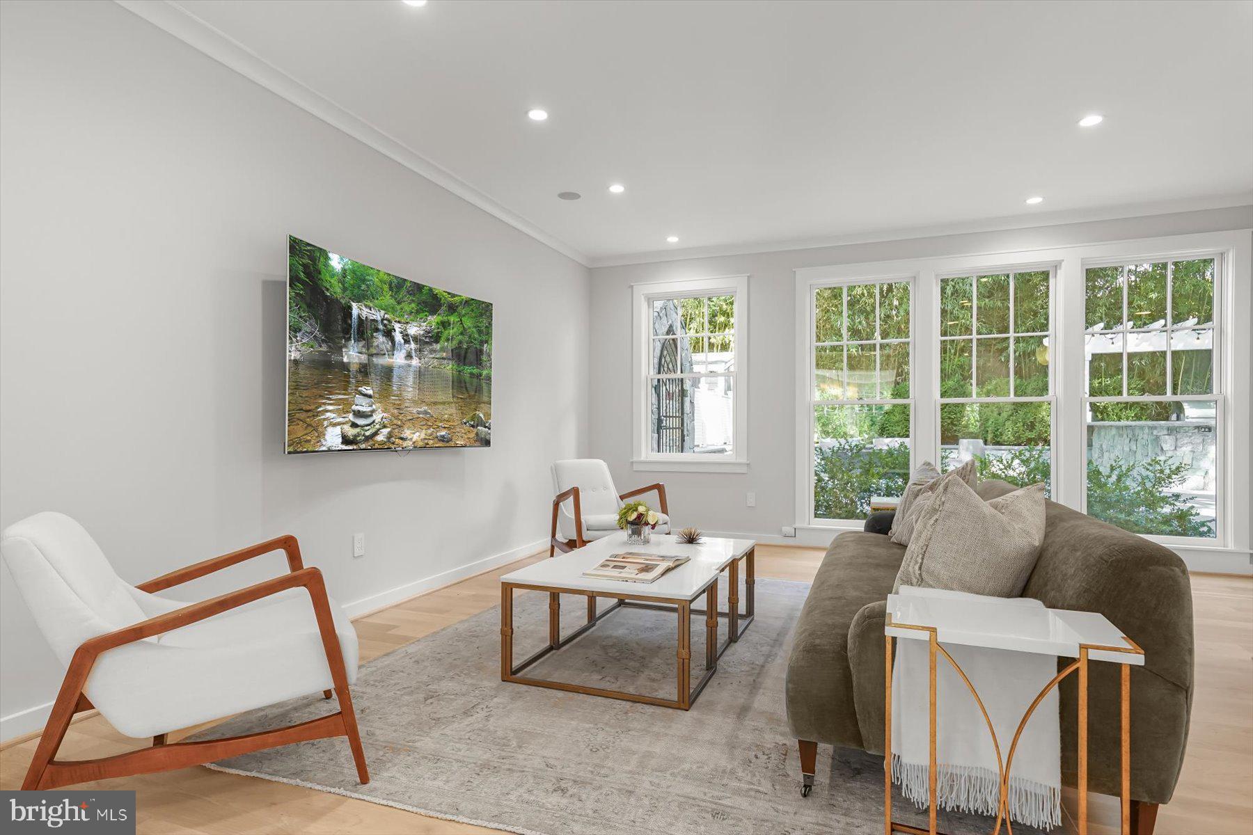 3507 Woodley Road Northwest Washington, DC 20016 - Photo 10 of 35