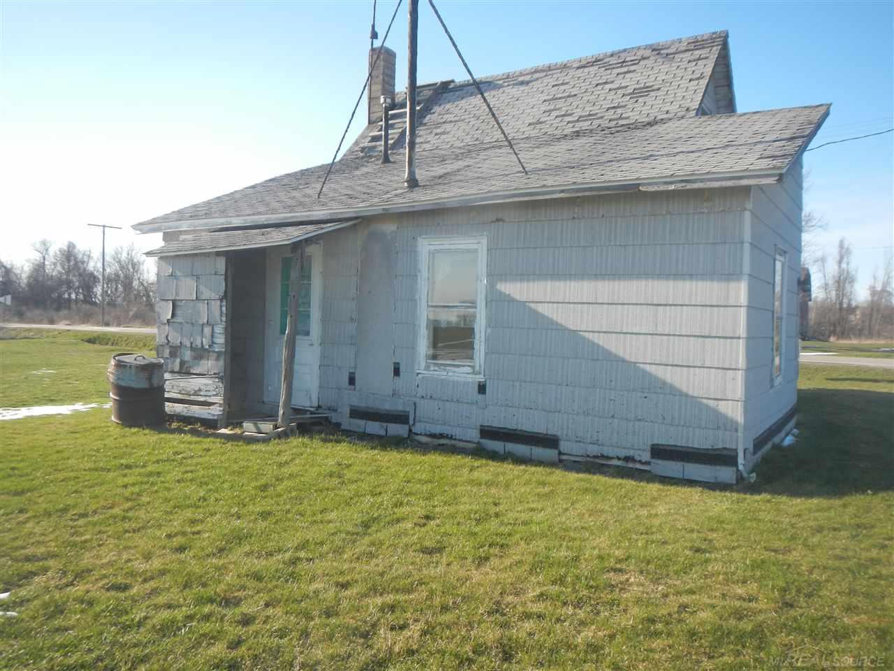 2080 Forester Road Deckerville, MI 48427 - Photo 2 of 4