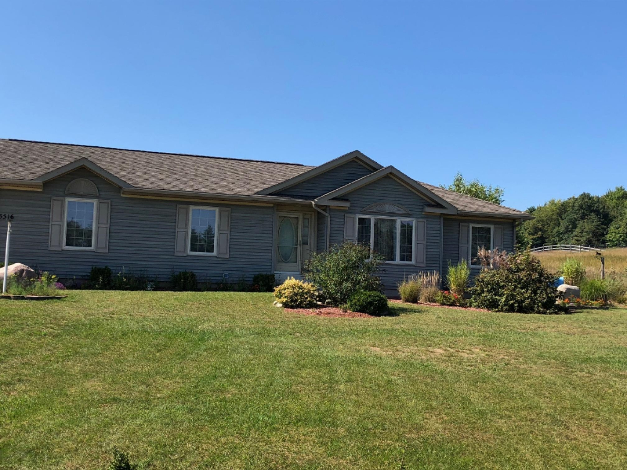 5516 Milarch Road Manistee, MI 49660 - Photo 2 of 53 IMG_1611