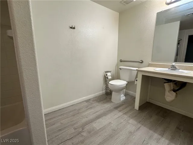 $1,250 | 9000 South Las Vegas Boulevard, Unit 1203, Las Vegas, NV 89123