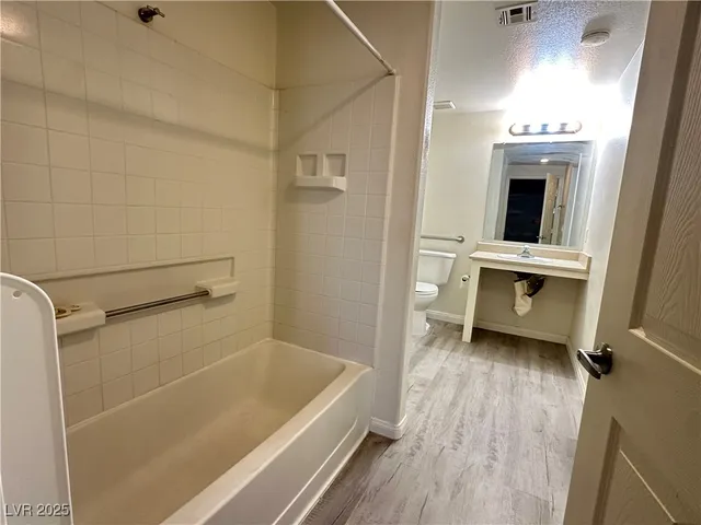 $1,250 | 9000 South Las Vegas Boulevard, Unit 1203, Las Vegas, NV 89123