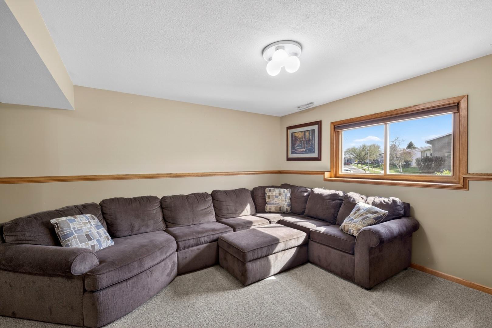 4415 Valley Drive Northwest Rochester, MN 55901 - Photo 18 of 32