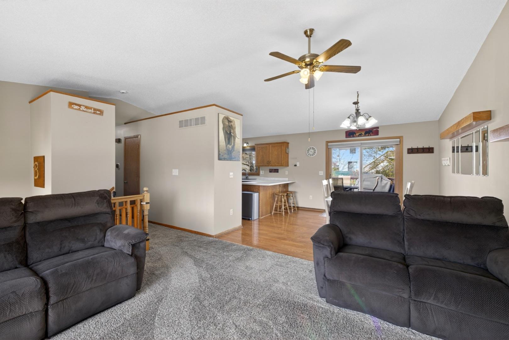 4415 Valley Drive Northwest Rochester, MN 55901 - Photo 3 of 32