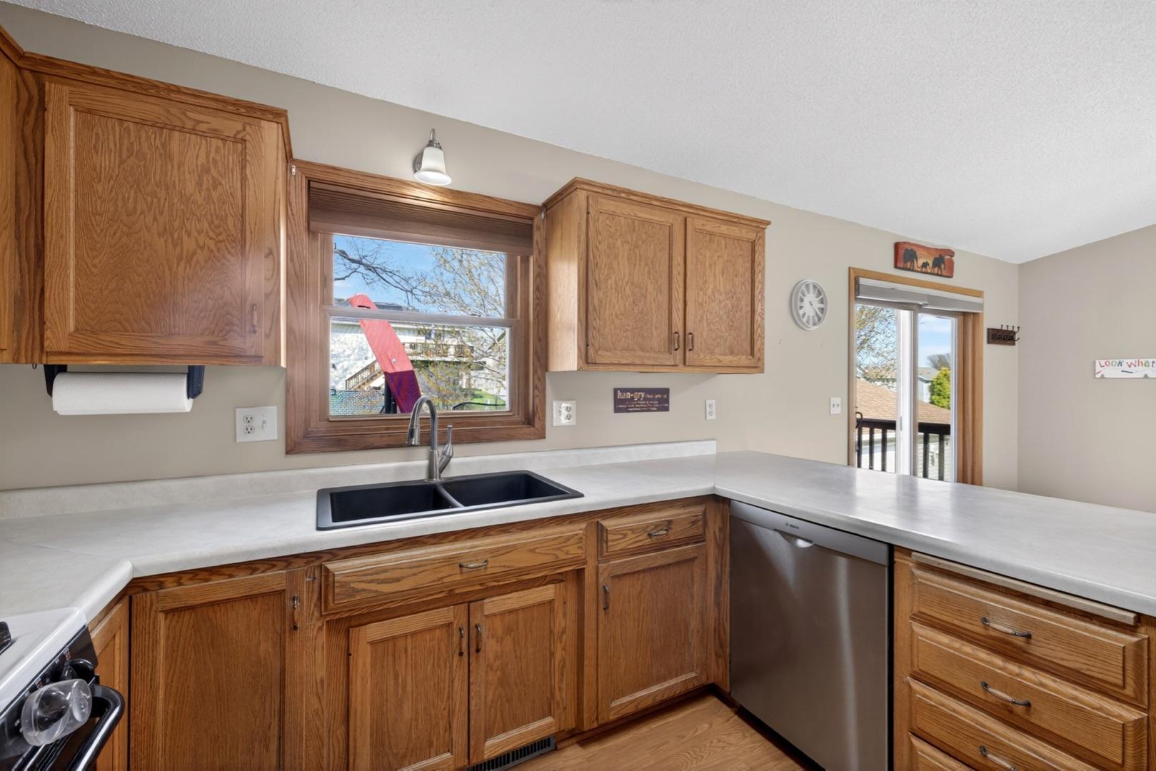 4415 Valley Drive Northwest Rochester, MN 55901 - Photo 10 of 32