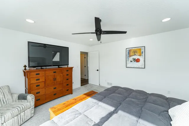 $749,900 | 1870 Hadley Hills Drive Northeast, Rochester, MN 55906