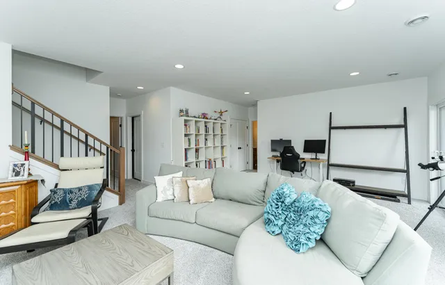 $749,900 | 1870 Hadley Hills Drive Northeast, Rochester, MN 55906