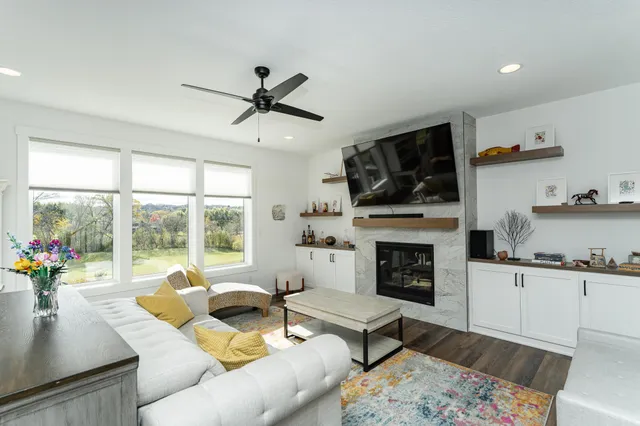 $749,900 | 1870 Hadley Hills Drive Northeast, Rochester, MN 55906