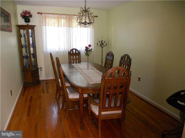 697 Springdell Road King of Prussia, PA 19406 - Photo 4 of 14 Dining Room