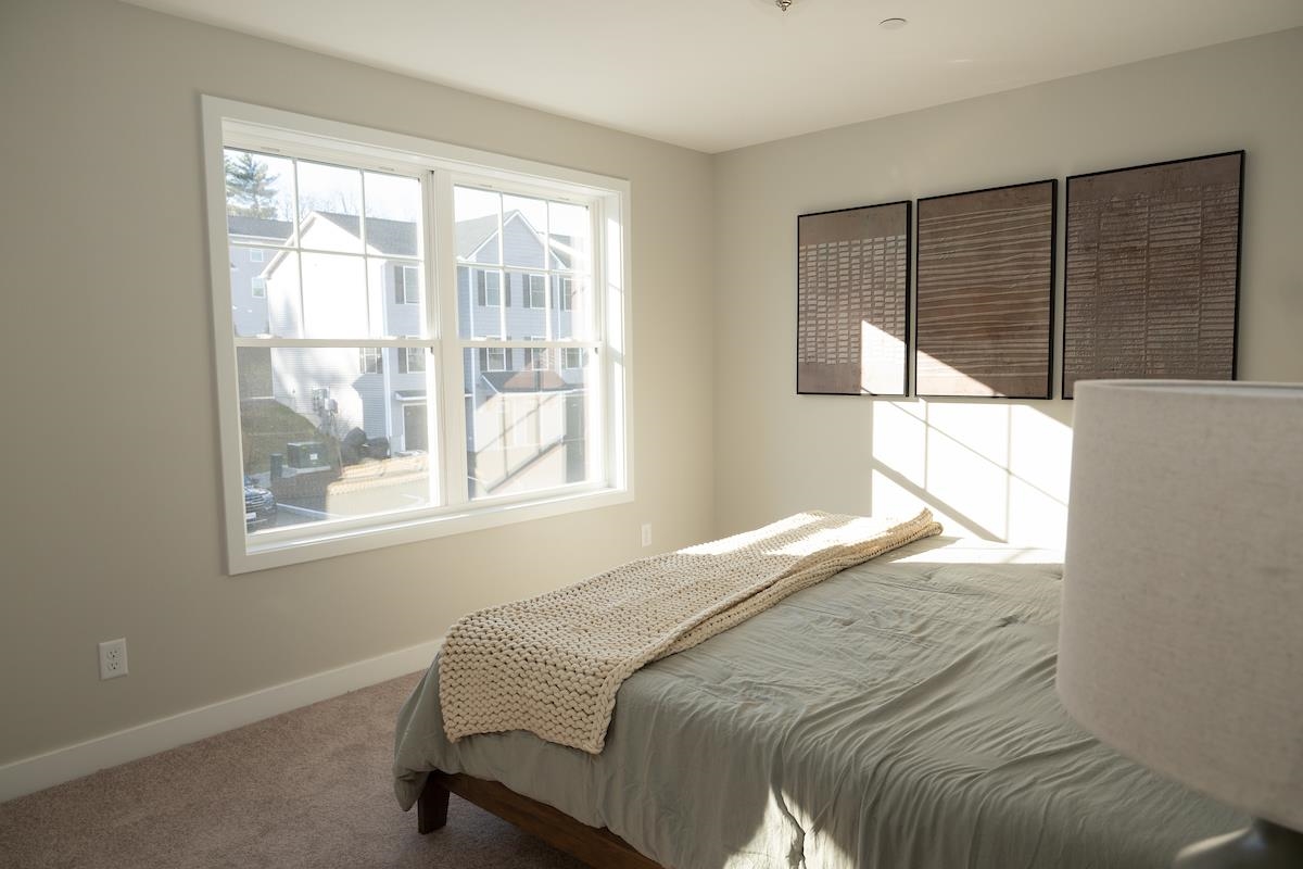 1 Saddle Rock Way Manchester, NH 03102 - Photo 13 of 31