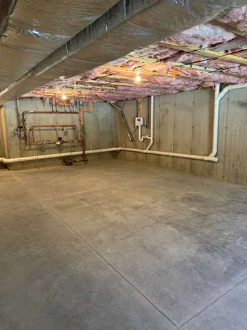 $3,100 | 1 Saddle Rock Way, Manchester, NH 03102