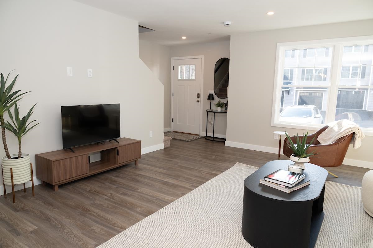 1 Saddle Rock Way Manchester, NH 03102 - Photo 6 of 31