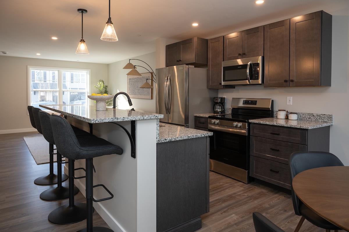 1 Saddle Rock Way Manchester, NH 03102 - Photo 9 of 31