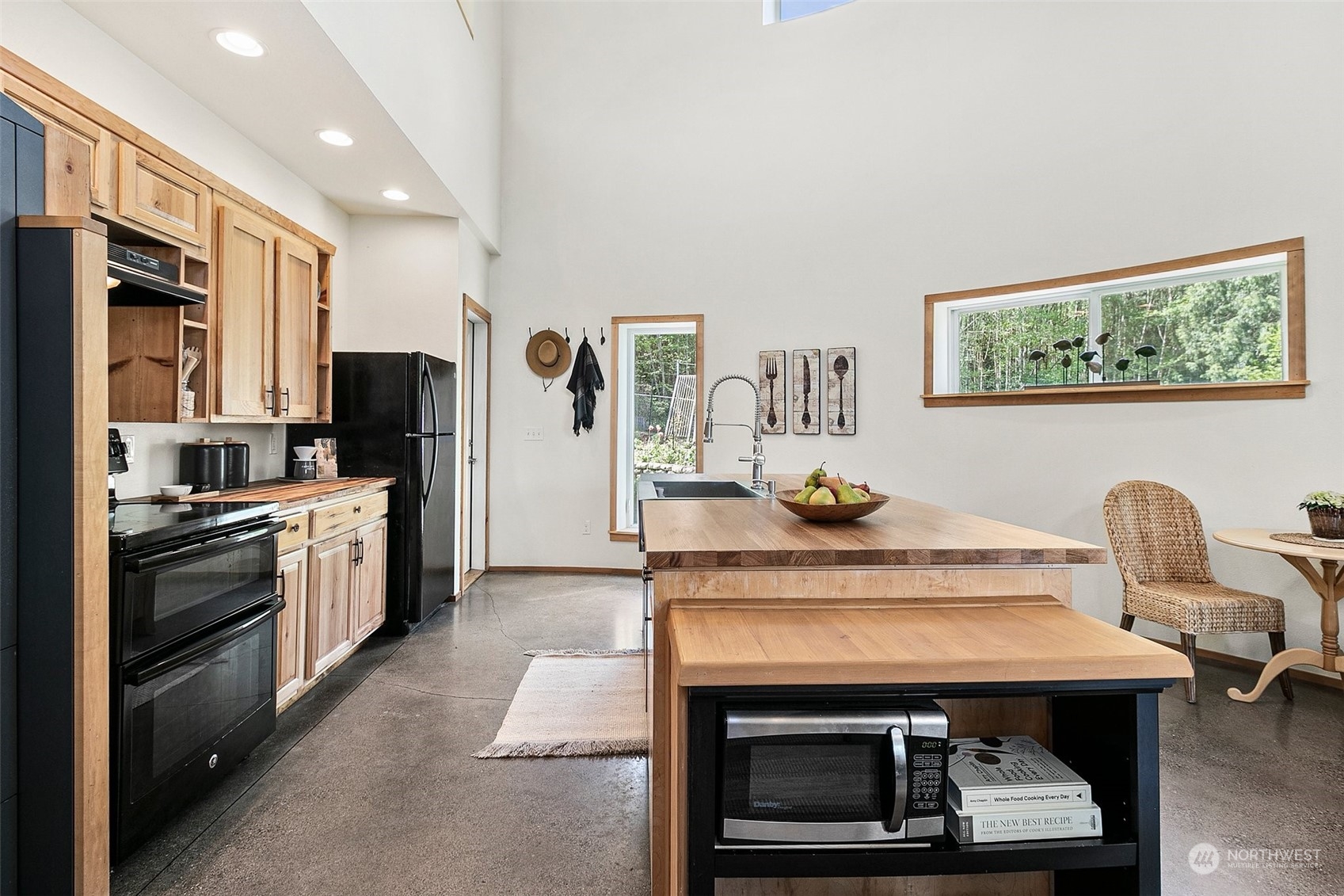 3617 Long Lake Road Southeast Port Orchard, WA 98366 - Photo 8 of 40 Gallery Image 8