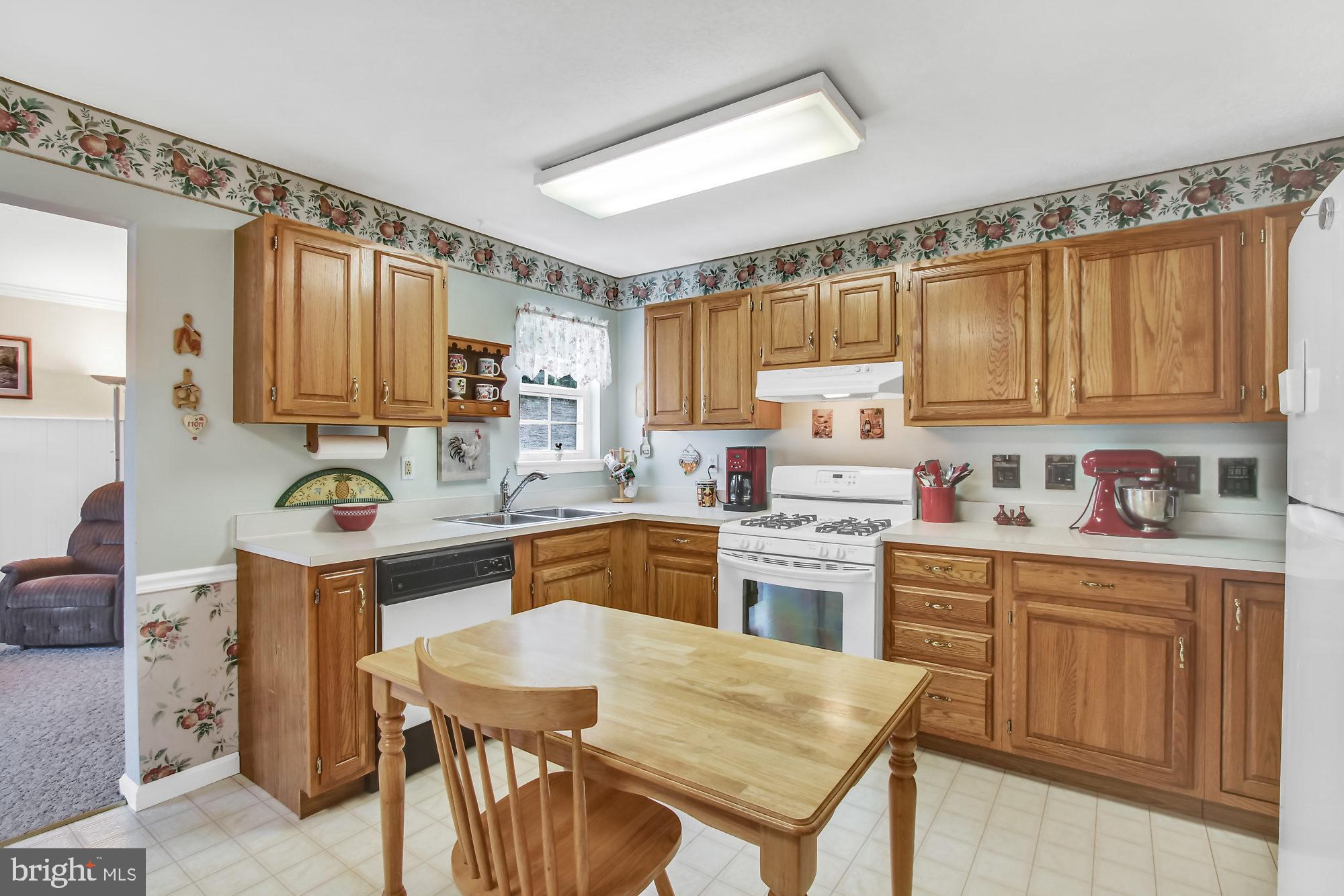 3145 Raintree Road York, PA 17404 - Photo 10 of 28 Gallery Image 10