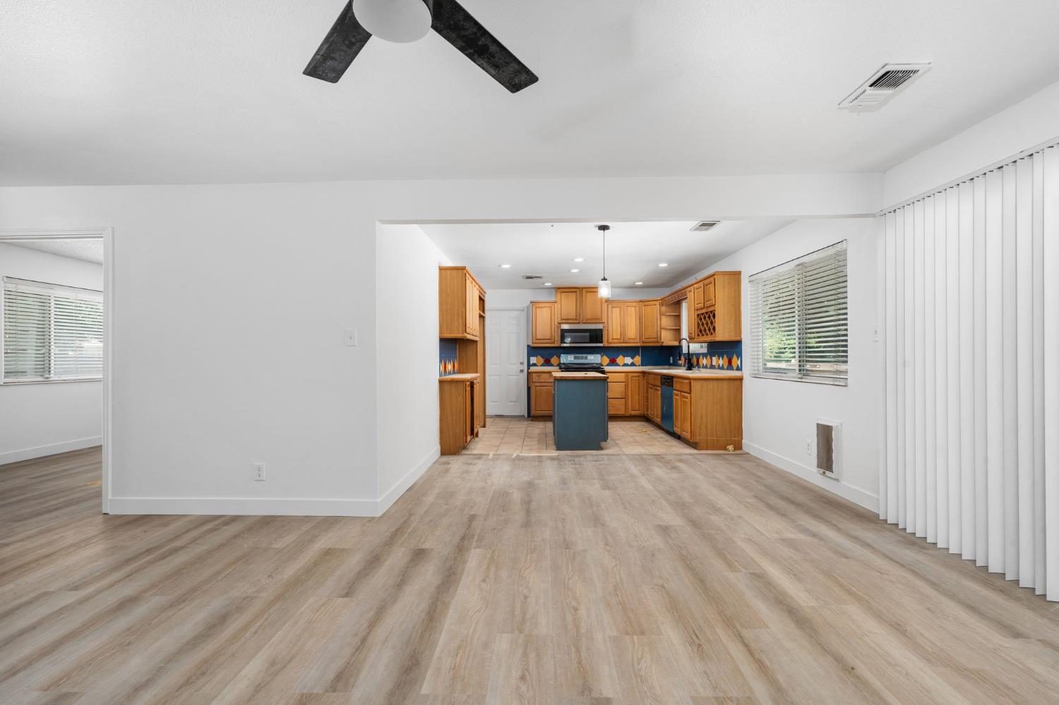 1284 North Riverview Avenue Reedley, CA 93654 - Photo 15 of 40