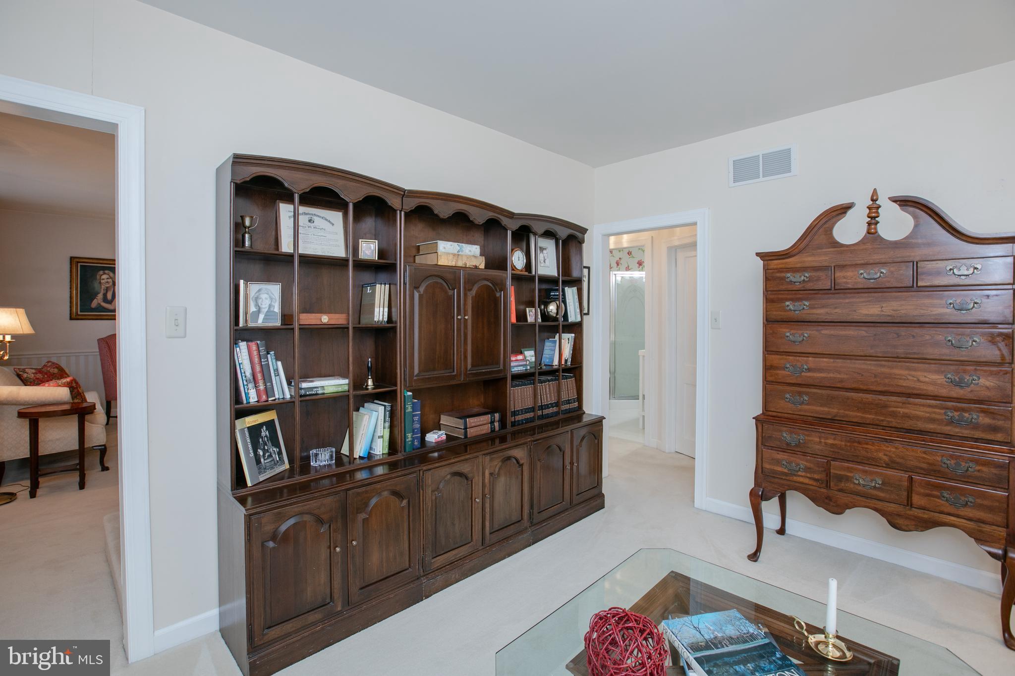 1513 Kuser Road Hamilton, NJ 08619 - Photo 15 of 38