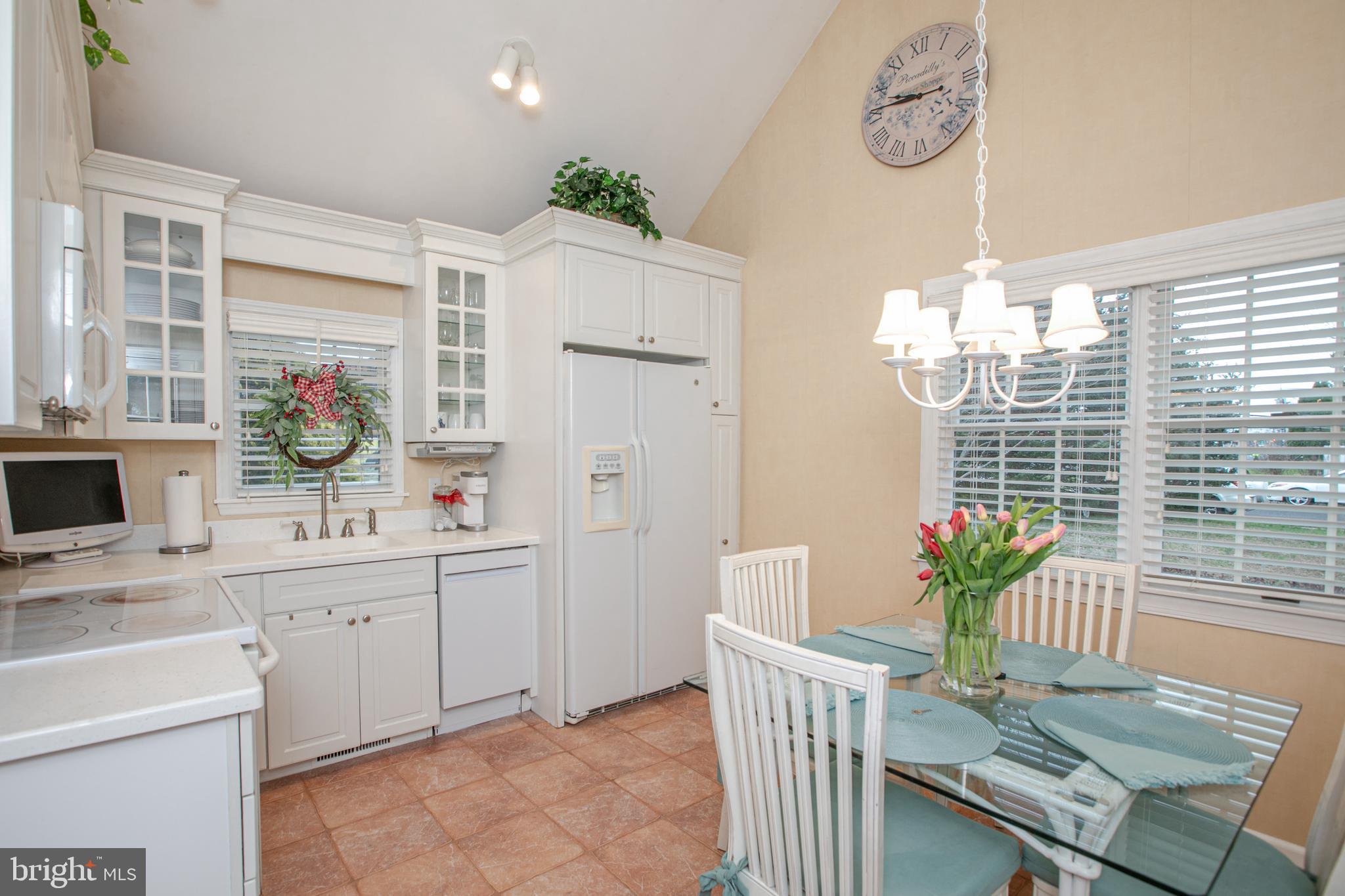 1513 Kuser Road Hamilton, NJ 08619 - Photo 10 of 38