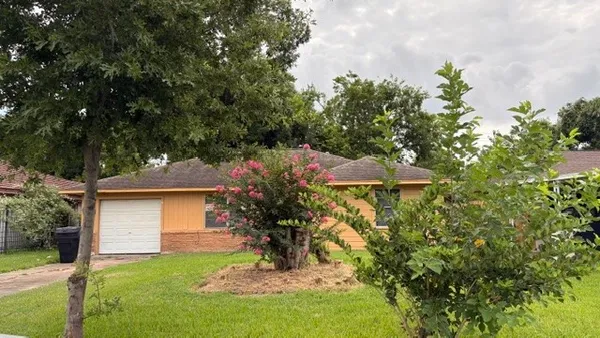 $165,000 | 1823 Pleasantville Drive, Houston, TX 77029