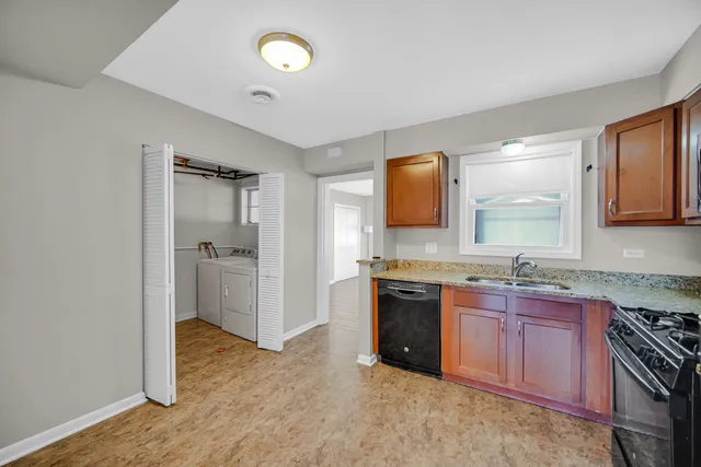 $217,500 | 18652 Martin Avenue, Homewood, IL 60430