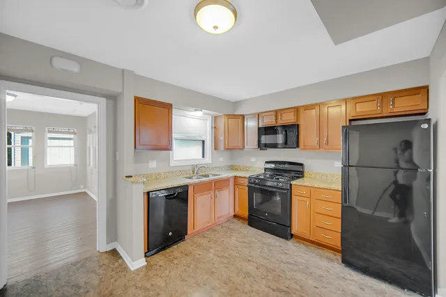 $217,500 | 18652 Martin Avenue, Homewood, IL 60430