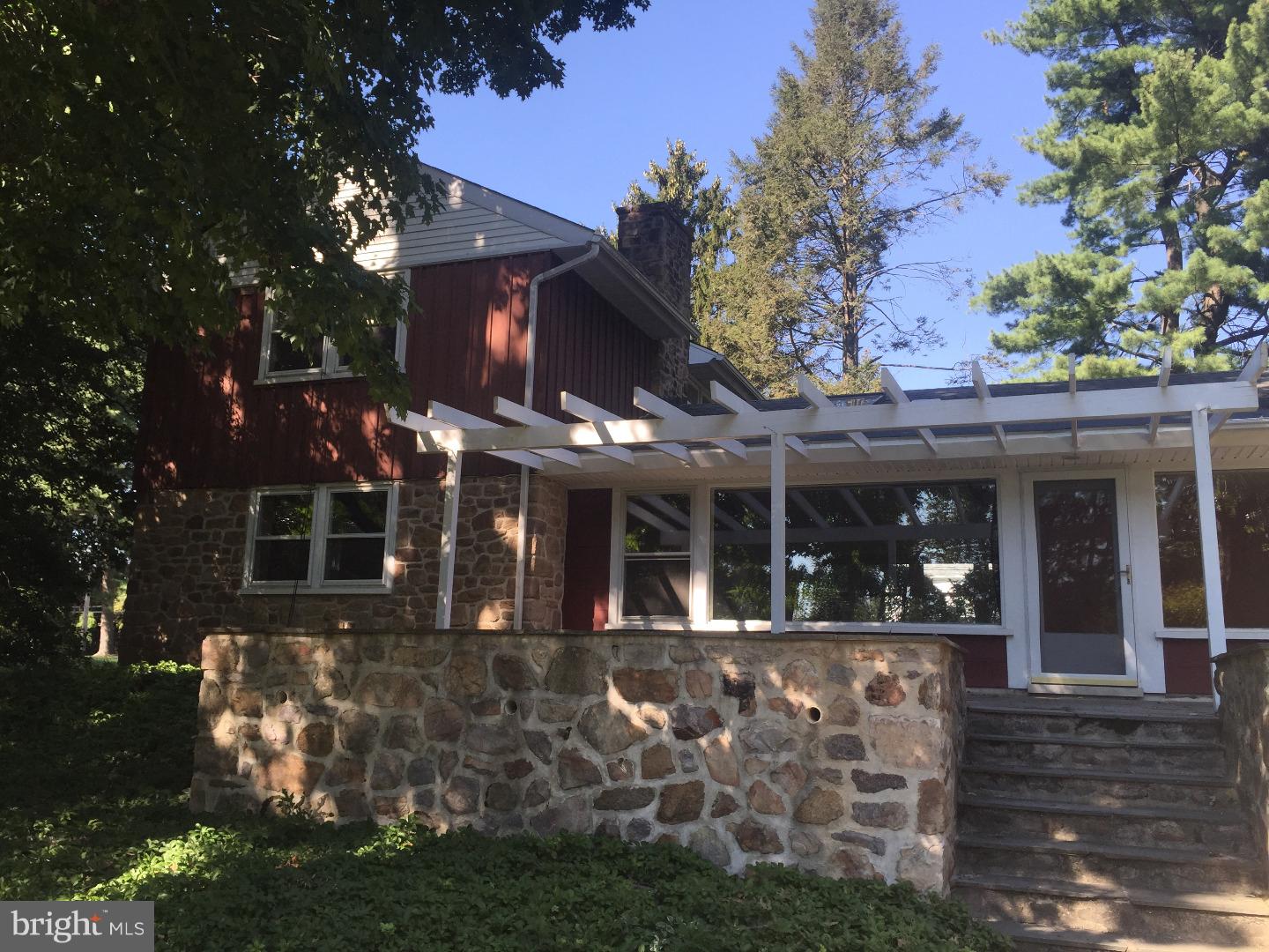 21 Home Road Hatboro, PA 19040 - Photo 1 of 25 Exterior Back
