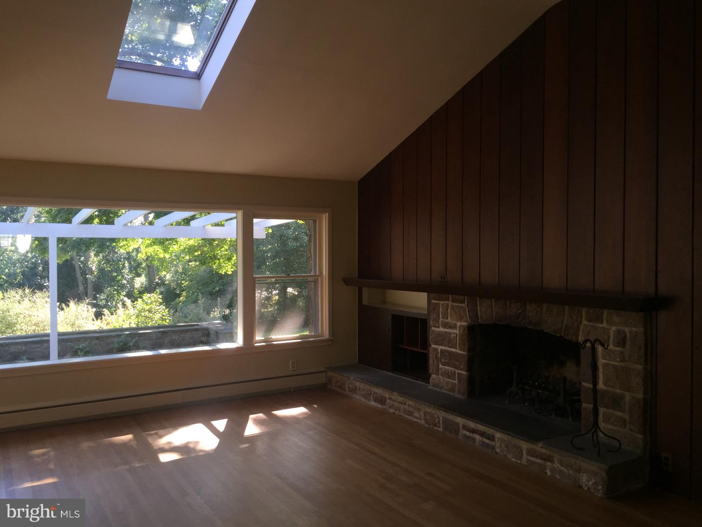 21 Home Road Hatboro, PA 19040 - Photo 5 of 25 Great Room