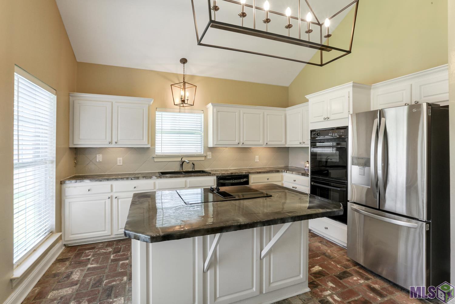 114 Charter Ridge Court Baton Rouge, LA 70810 - Photo 8 of 20