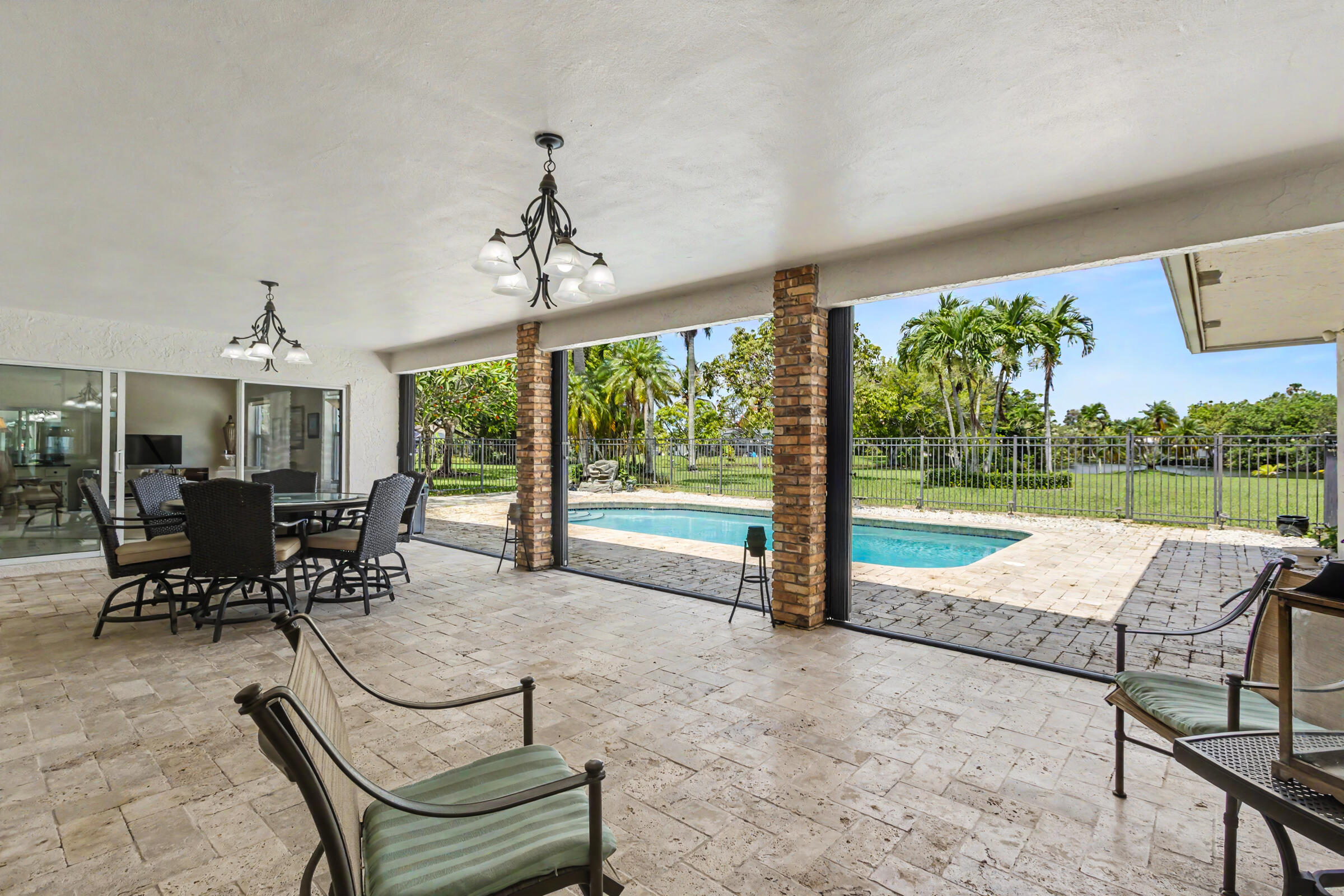 770 Ranch Road Weston, FL 33326 - Photo 55 of 63 770-59