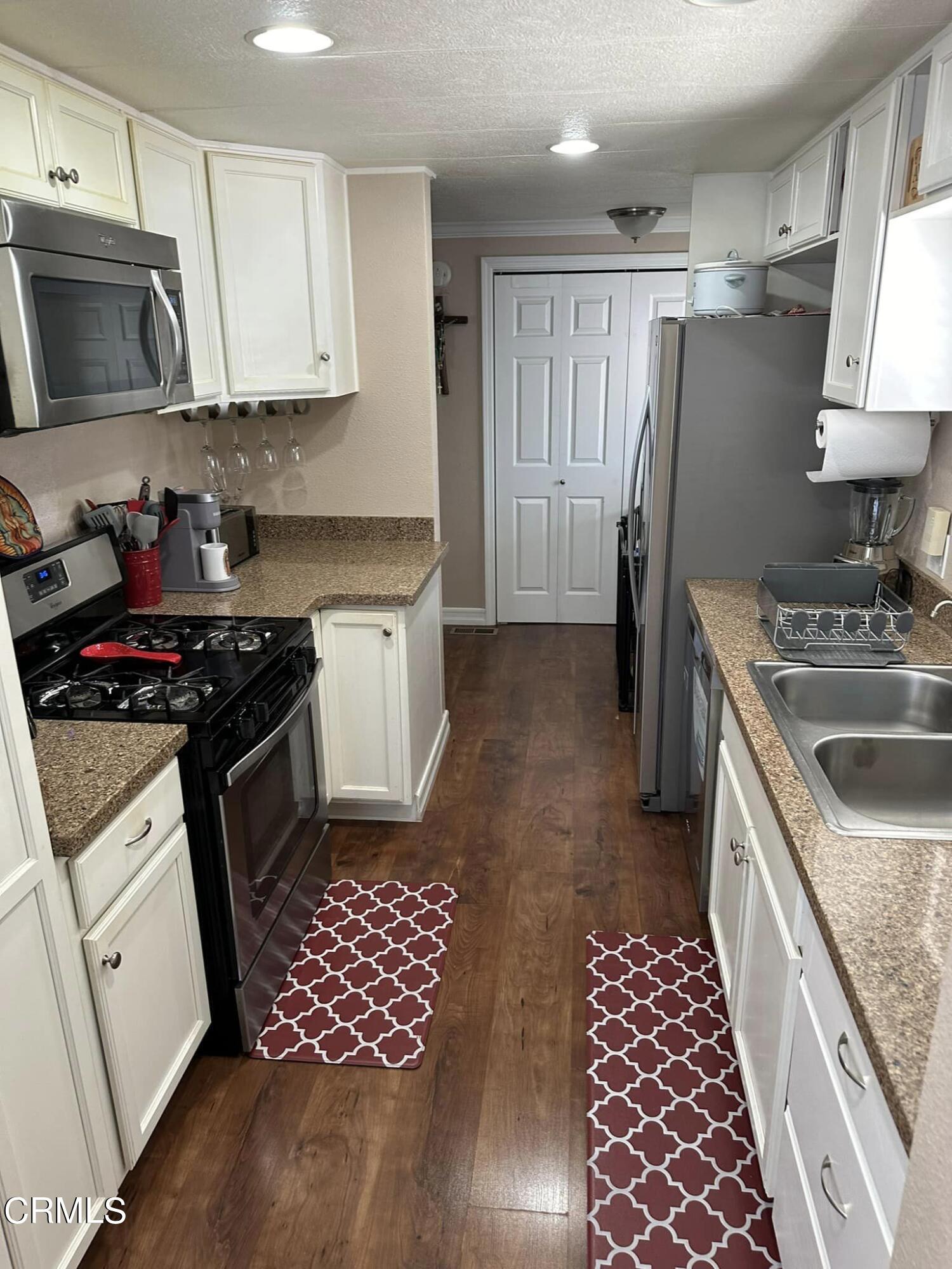 250 East Telegraph Road, Unit 188 Fillmore, CA 93015 - Photo 5 of 13 5