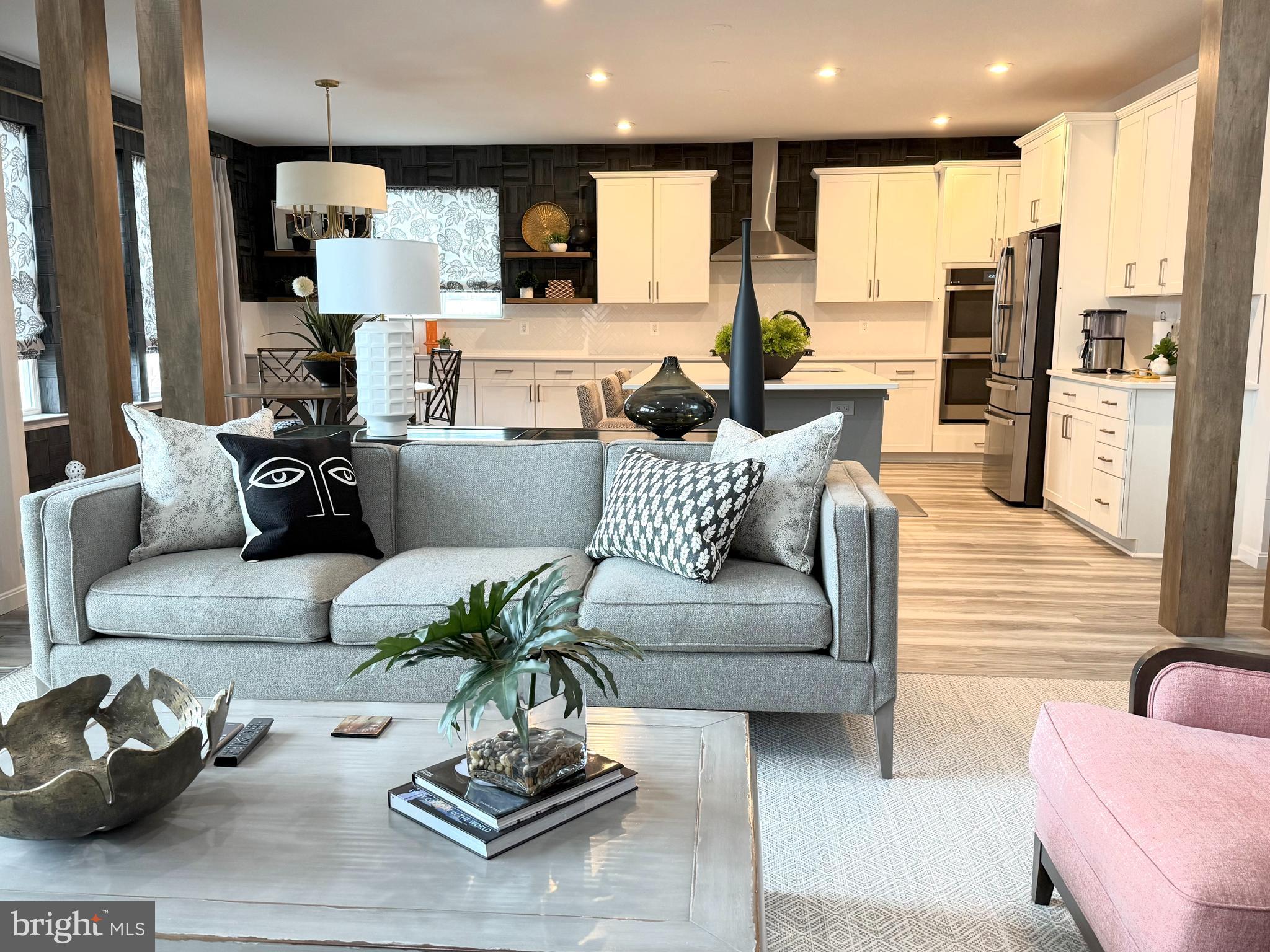 174 Williamson Road Winchester, VA 22602 - Photo 2 of 3