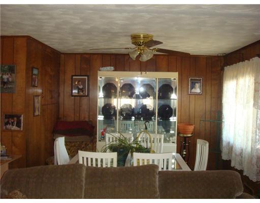 39 Monticello Road Pawtucket, RI 02861 - Photo 4 of 7 Dining Room.