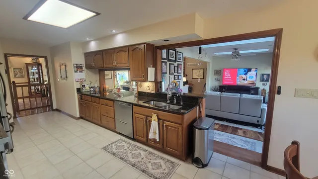 $525,000 | 6563 Kings Court, Avon, IN 46123