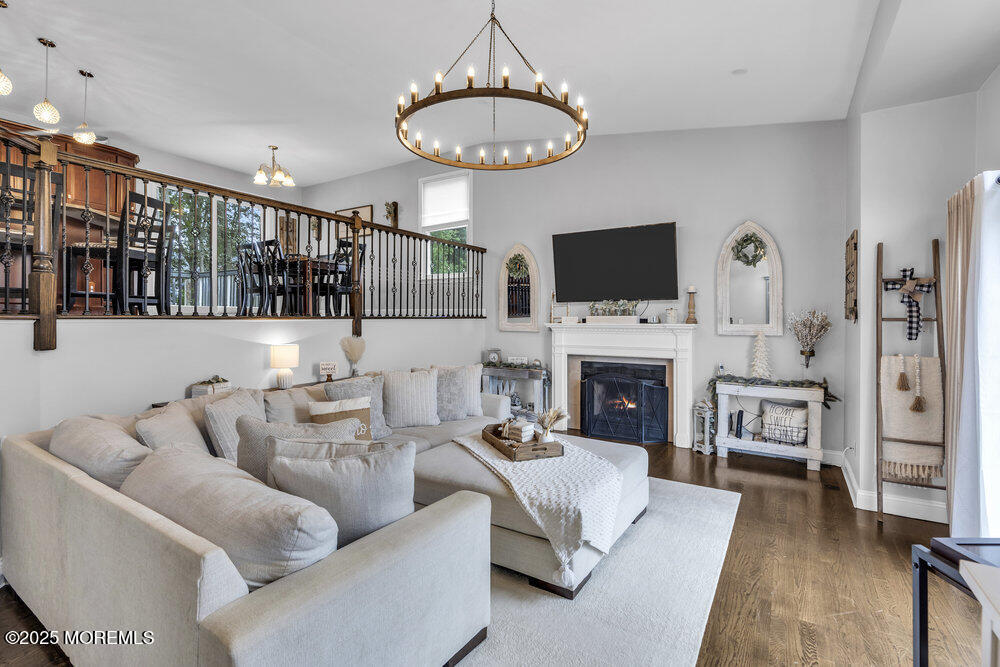 29 Sweet Gum Road Howell, NJ 07731 - Photo 4 of 27 dsc04905-1_498