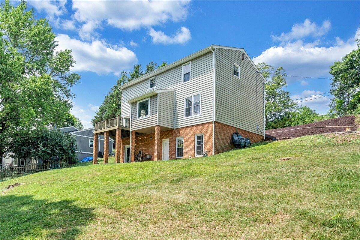 3702 Winding Way Road Southwest Roanoke, VA 24015 - Photo 47 of 80 047-MIB07462-R5
