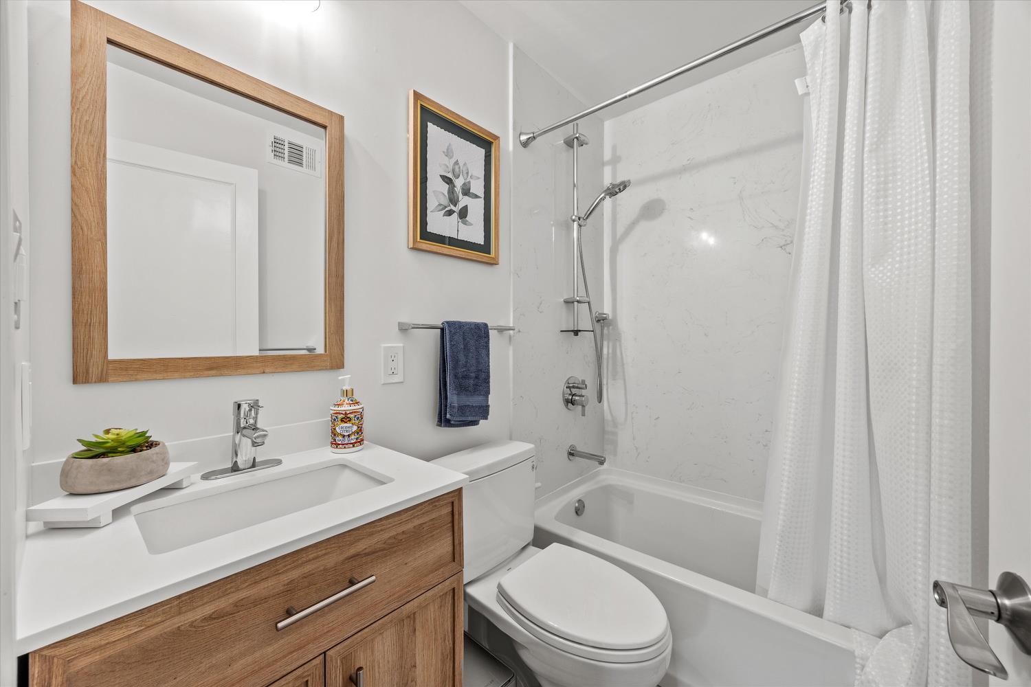 6200 Wildomar Way Carmichael, CA 95608 - Photo 12 of 26