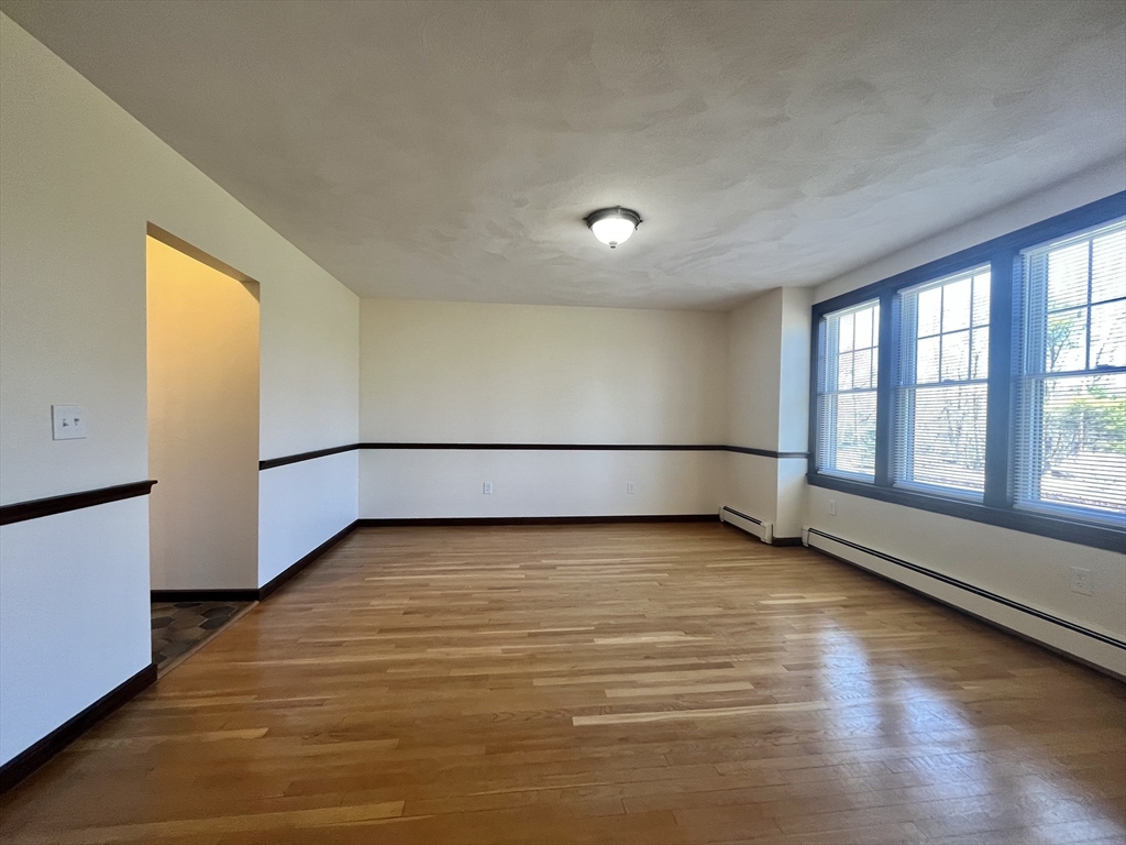 1077 North Street Walpole, MA 02081 - Photo 14 of 19